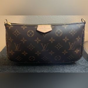 AUTHENTIC Louis Vuitton Monogram Pochette Accessories Large